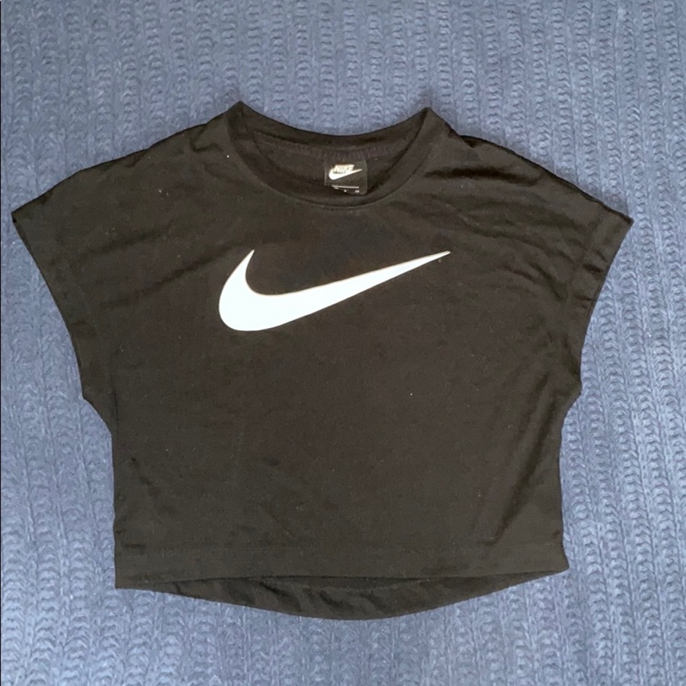 Nike tee